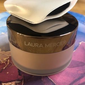 Laura Mercier Setting Powder